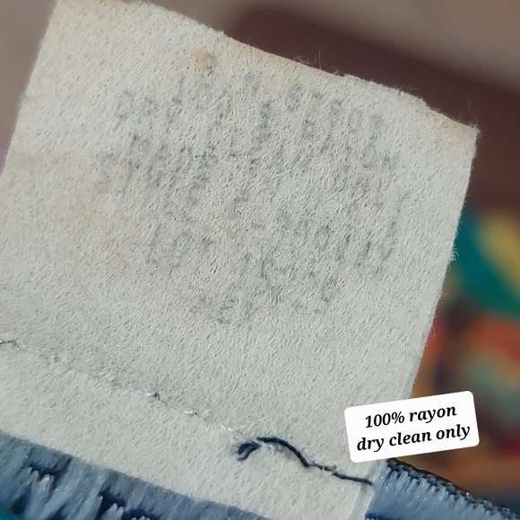 Vintage 80s Maggie McNaughton Plus Size 20W Colorful Hawaiian Floral Flowy Top - Picture 9 of 11